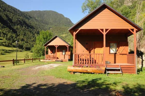 Camping La Torre Hotel Espot Esterno foto